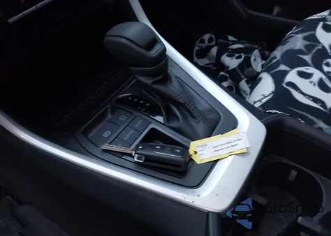 2025 Toyota Rav4 Le from USA, damaged, VIN 2T3K1RFV9SC328742